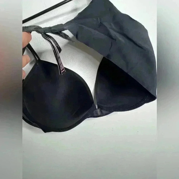 Victorias Secret Push Up Black Bra 36D - Picture 3 of 5